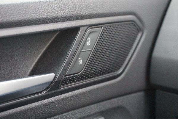 Volkswagen Tiguan 150PK Comfortline AUTOMAAT | TREKHAAK | ALL-SEASON