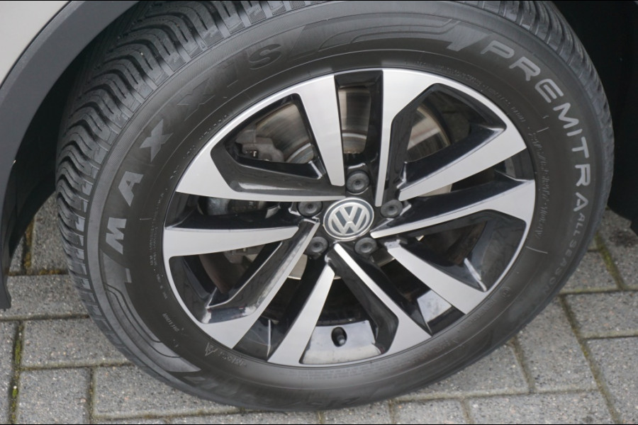 Volkswagen Tiguan 150PK Comfortline AUTOMAAT | TREKHAAK | ALL-SEASON