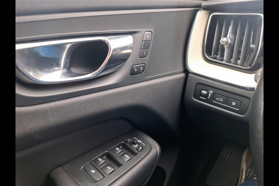 Volvo XC60 2.0 Recharge T6 AWD Inscription | Pano | Leder | Adaptive CC | Blindspot | Memory Seat |