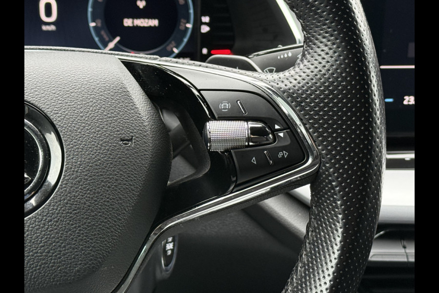 Škoda Octavia Combi BWJ 2021 | 1.0 e-TSI 111PK Sport BuS. AUTOMAAT | TREKHAAK | SPORTSTOELEN | CAMERA A | CARPLAY | CLIMA | NAVI 18'' LMV |