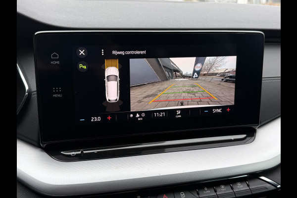 Škoda Octavia Combi BWJ 2021 | 1.0 e-TSI 111PK Sport BuS. AUTOMAAT | TREKHAAK | SPORTSTOELEN | CAMERA A | CARPLAY | CLIMA | NAVI 18'' LMV |