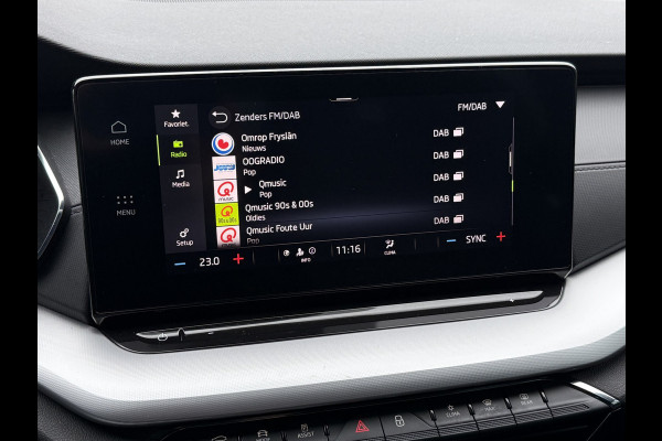 Škoda Octavia Combi BWJ 2021 | 1.0 e-TSI 111PK Sport BuS. AUTOMAAT | TREKHAAK | SPORTSTOELEN | CAMERA A | CARPLAY | CLIMA | NAVI 18'' LMV |