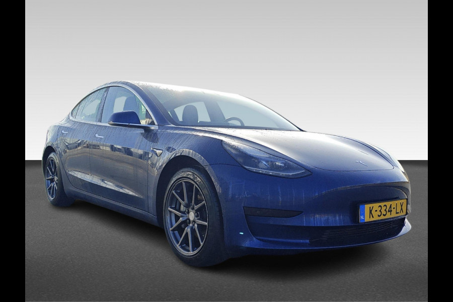 Tesla Model 3 Standard RWD Plus 60 kWh | Dodehoek detector | Panoramadak | Voorstoelen verwarmd | SOH 91%