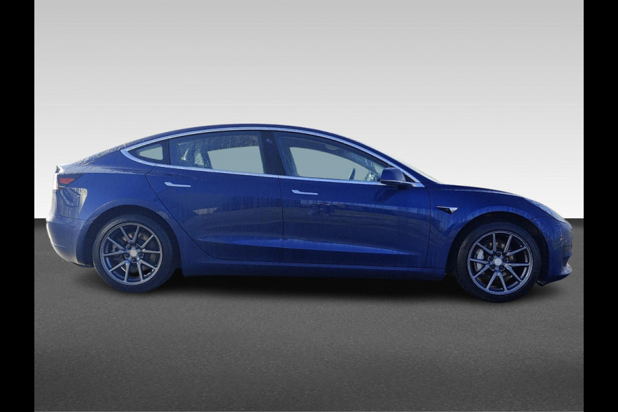 Tesla Model 3 Standard RWD Plus 60 kWh | Dodehoek detector | Panoramadak | Voorstoelen verwarmd | SOH 91%