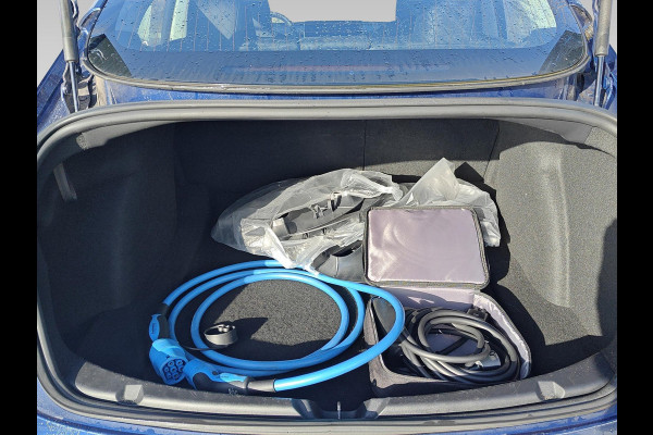 Tesla Model 3 Standard RWD Plus 60 kWh | Dodehoek detector | Panoramadak | Voorstoelen verwarmd | SOH 91%