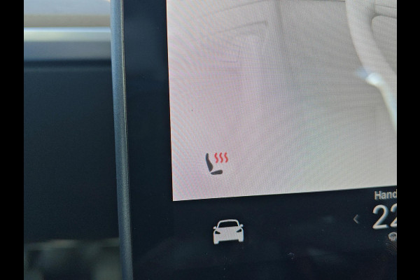 Tesla Model 3 Standard RWD Plus 60 kWh | Dodehoek detector | Panoramadak | Voorstoelen verwarmd | SOH 91%