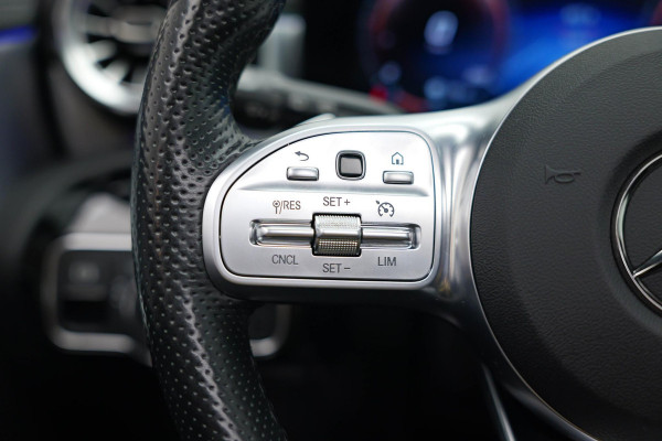 Mercedes-Benz A-Klasse A250 e AMG Line |Pano|Ambient|Carplay|Dodehoek|
