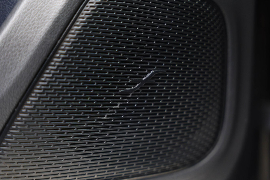 Mercedes-Benz A-Klasse A250 e AMG Line |Pano|Ambient|Carplay|Dodehoek|