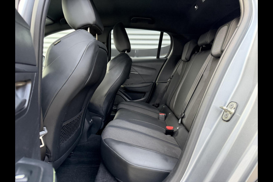 Peugeot 208 1.2 PureTech GT 1e Eigenaar|Navi|Carplay|Camera|Cruise|Clima|Digi Cockpit|APK tot 03-2027