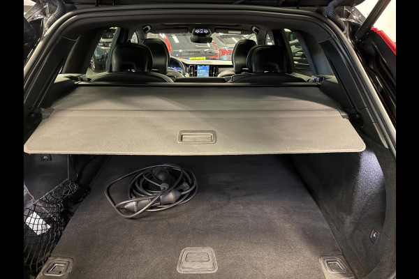 Volvo XC60 2.0 T8 R-DESIGN AWD 455PK Black Edition PANO/H-KARDON/DAB/CARPLAY/LEDER/M-STOELEN///