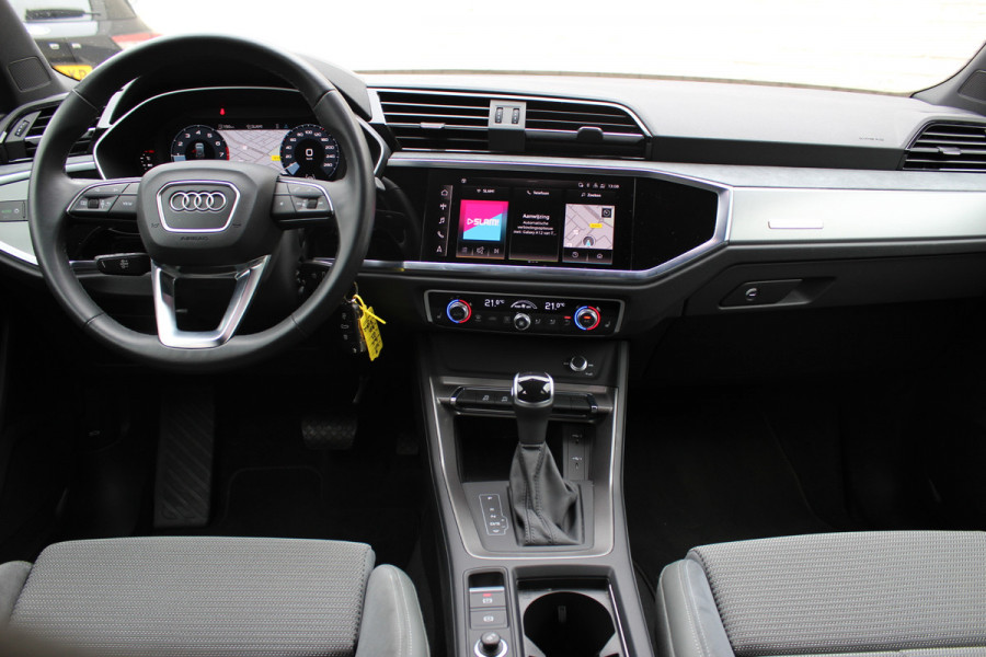 Audi Q3 35 TFSI Advanced edition Plus | Origin NL | Trekhaak | Camera | Cruise Control