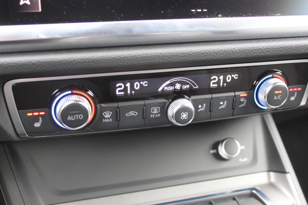 Audi Q3 35 TFSI Advanced edition Plus | Origin NL | Trekhaak | Camera | Cruise Control