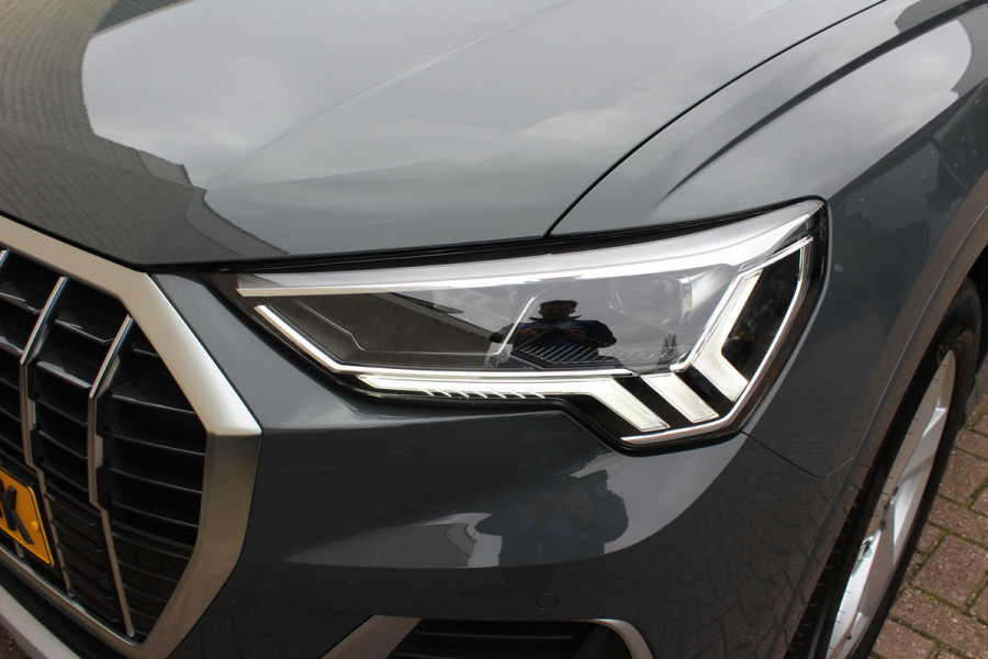 Audi Q3 35 TFSI Advanced edition Plus | Origin NL | Trekhaak | Camera | Cruise Control