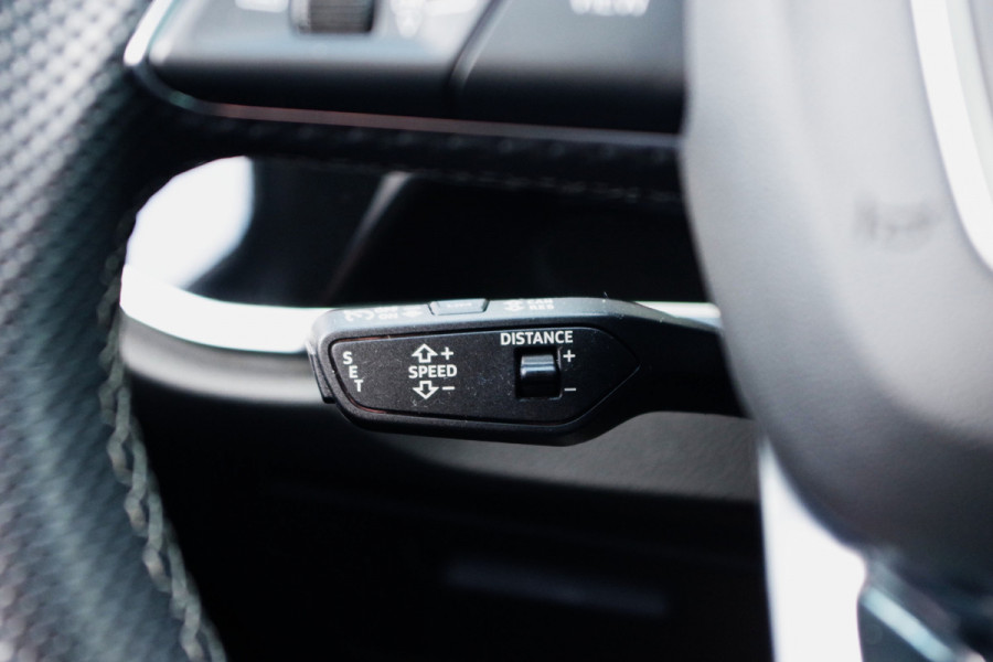 Audi Q3 Sportback 45 TFSI e 245 PK S-Line Edition, Panoramadak, 360 Camera, Sfeerverlichting