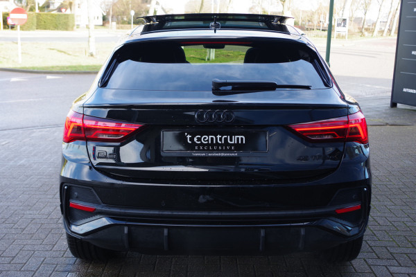 Audi Q3 Sportback 45 TFSI e 245 PK S-Line Edition, Panoramadak, 360 Camera, Sfeerverlichting