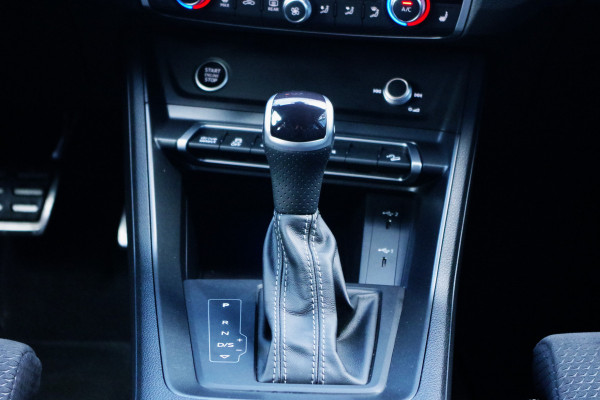 Audi Q3 Sportback 45 TFSI e 245 PK S-Line Edition, Panoramadak, 360 Camera, Sfeerverlichting