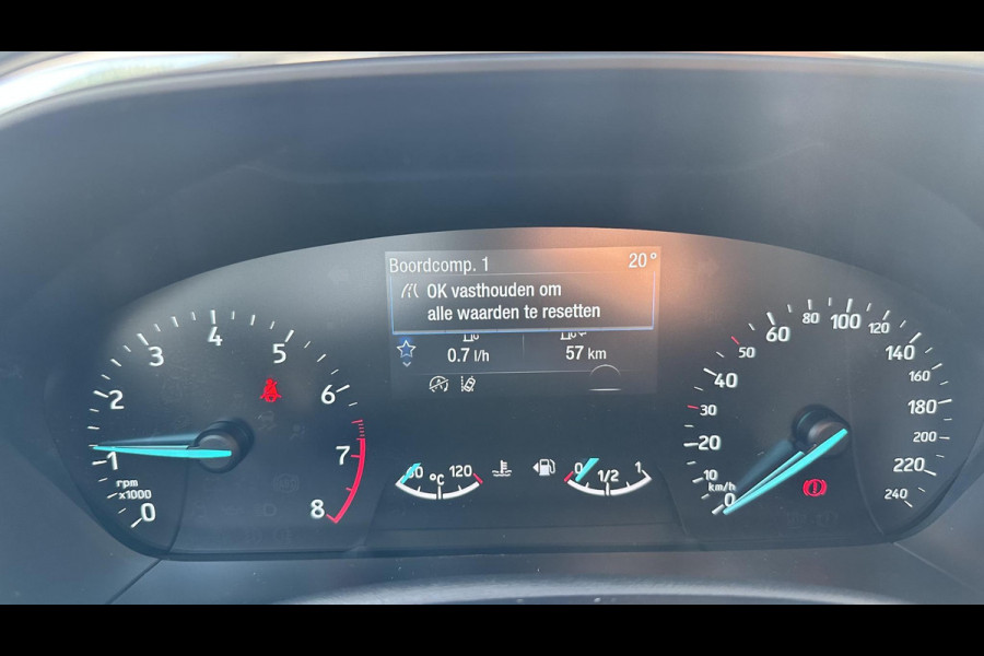 Ford FOCUS Wagon 1.0 EcoBoost Hybrid Titanium | 125pk | Winterpack | Nieuw | Sync 4 | Apple carplay | Android auto