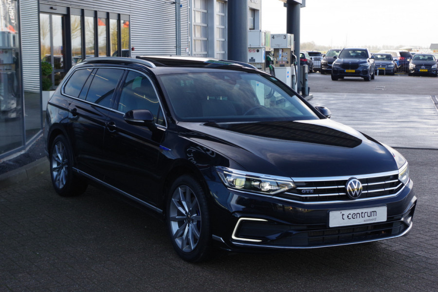 Volkswagen Passat Variant 1.4 TSI PHEV GTE 218 PK BNS, Panoramadak, Matrix-LED, Winterpakket, Keyless, Camera