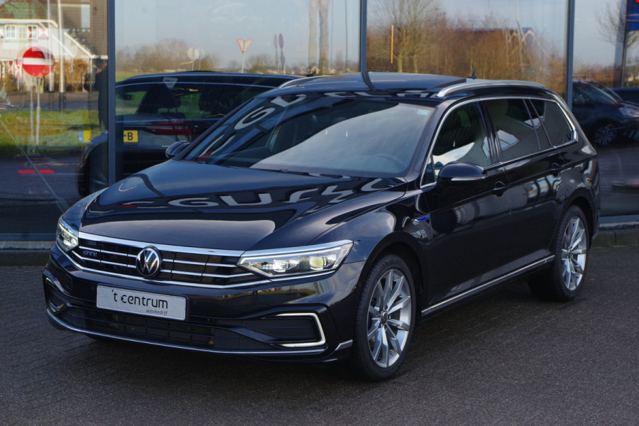 Volkswagen Passat Variant 1.4 TSI PHEV GTE 218 PK BNS, Panoramadak, Matrix-LED, Winterpakket, Keyless, Camera