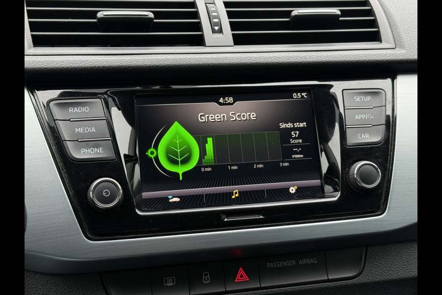 Škoda Fabia Combi BWJ 2021 | 1.0 TSI 96PK Active | AIRCO | CAMERA A | CARPLAY | CRUISE | PDC | LMV | MULTI FUNC STUUR | MISTLAMPEN