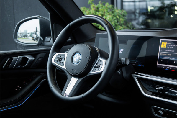 BMW X5 xDrive50e - M Sport | Panorama | H&K | Luchtvering | Memory | 360 Camera