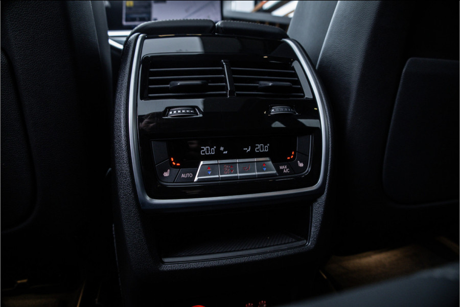 BMW X5 xDrive50e - M Sport | Panorama | H&K | Luchtvering | Memory | 360 Camera