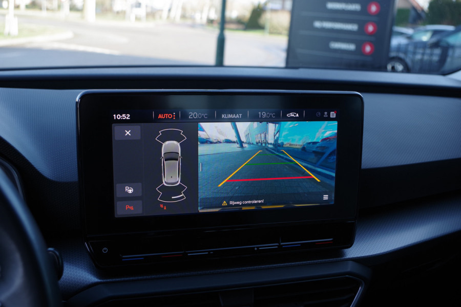 Seat Leon 1.0 TSI 110 PK Style, Camera, LED, Climate Control, Carplay