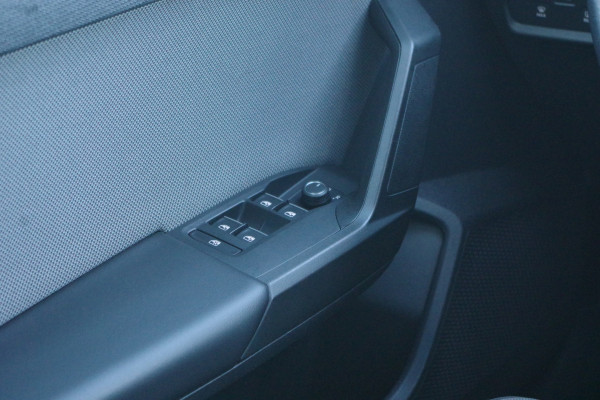 Seat Leon 1.0 TSI 110 PK Style, Camera, LED, Climate Control, Carplay