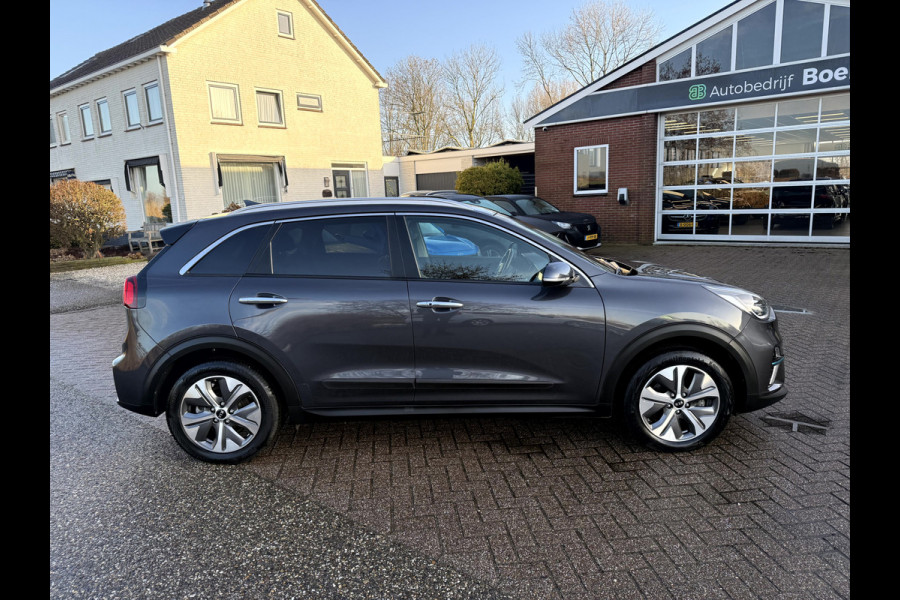 Kia e-Niro ExecutiveLine 64 kWh 3-Fase, Leer, Camera, Stoel/Stuur Verwarming