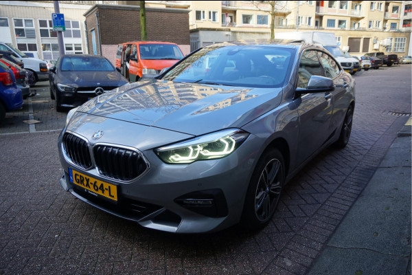 BMW 2 Serie Gran Coupé 218i | Panoramadak | Leer | Sportstoelen | M-Sport accenten | Verwarmd Sportstuur | Stoelverwarming | BMW onderhouden |