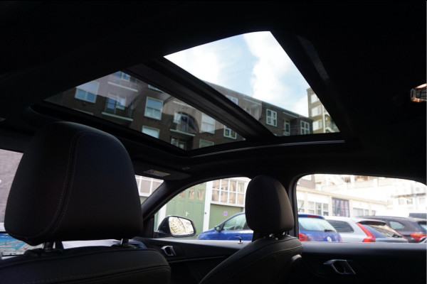 BMW 2 Serie Gran Coupé 218i | Panoramadak | Leer | Sportstoelen | M-Sport accenten | Verwarmd Sportstuur | Stoelverwarming | BMW onderhouden |