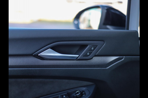 Volkswagen Golf 1.5 TSI R-Line Edition