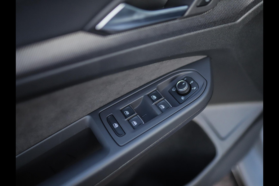 Volkswagen Golf 1.5 TSI R-Line Edition