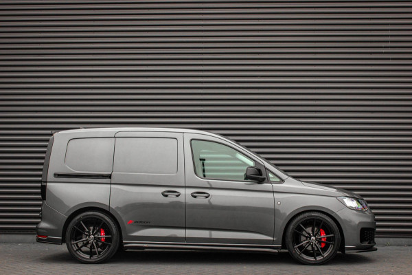 Volkswagen Caddy Cargo 2.0 TDI 199PK BLACK OPS / JB- EDITION / LEDEREN BEKLEDING / MAXTRON / SIDE- BARS/ VERLAGINGSVEREN/ELEK- PAK