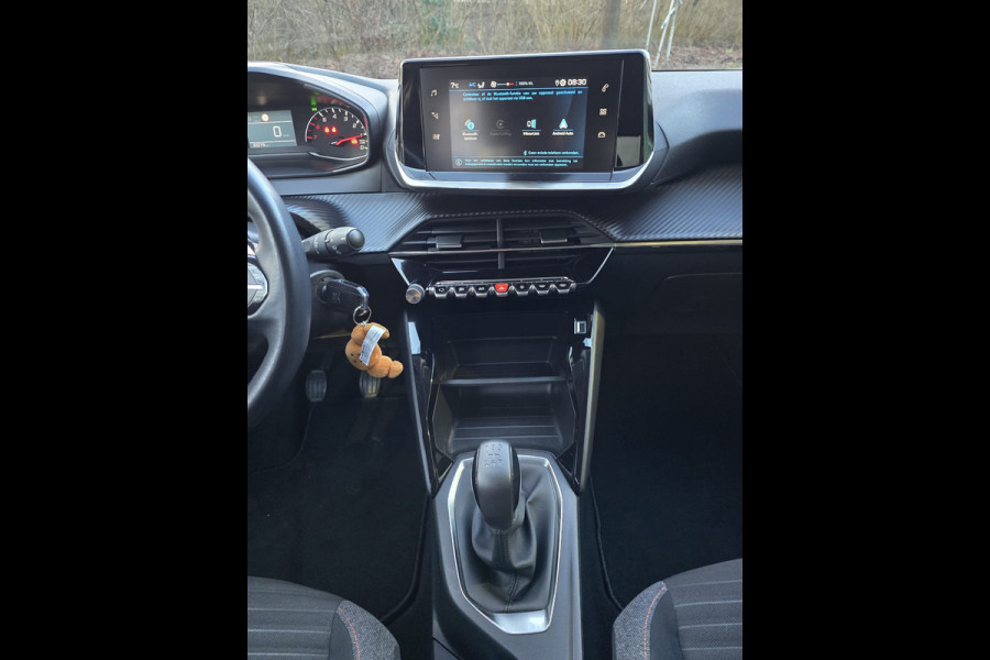 Peugeot 208 1.2 75PK Active | 12MND GARANTIE | CARPLAY | CRUISE | NIEUWE APK | TREKHAAK |