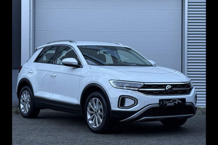 Volkswagen T-Roc 1.5 TSI Style | Camera | Apple Carplay | Trekhaak | IQ Light