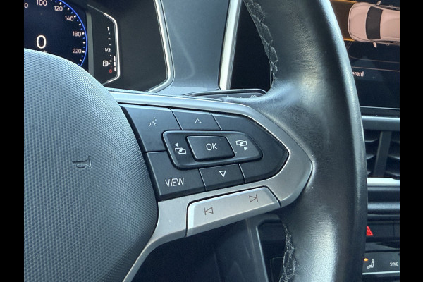 Volkswagen T-Roc 1.5 TSI Style | Camera | Apple Carplay | Trekhaak | IQ Light