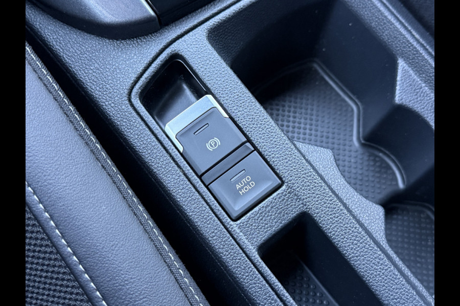 Volkswagen T-Roc 1.5 TSI Style | Camera | Apple Carplay | Trekhaak | IQ Light