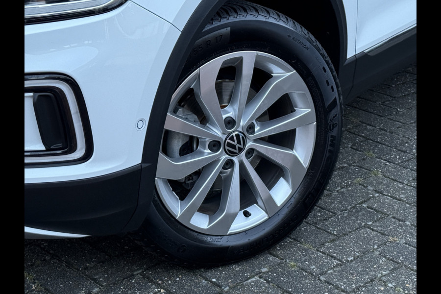 Volkswagen T-Roc 1.5 TSI Style | Camera | Apple Carplay | Trekhaak | IQ Light