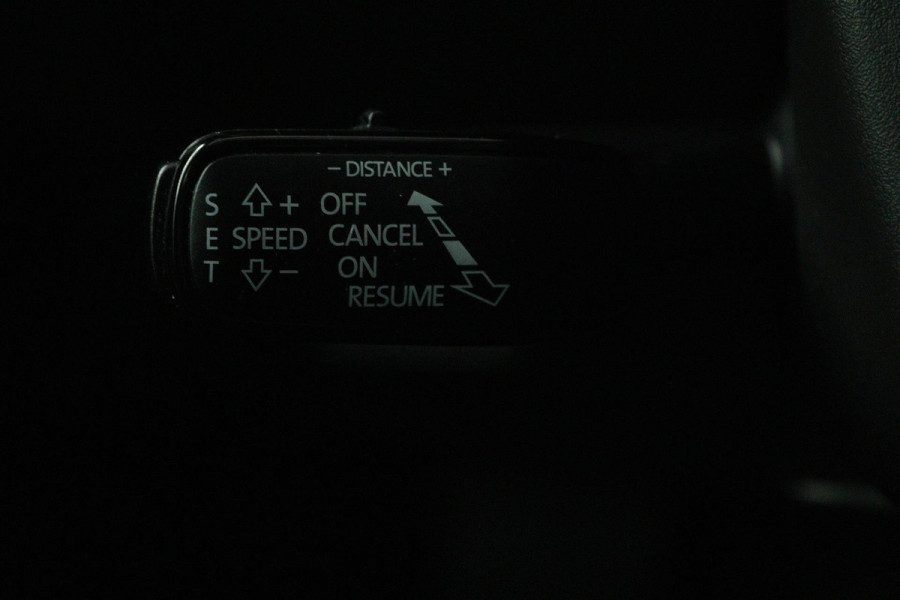 Seat Leon ST 1.5 TSI FR Ultimate Edition (SFEERVERLICHTING, STOELVERWARMING, NAVIGATIE CARPLAY, CRUISE ADAPTIEF, SENSOREN)