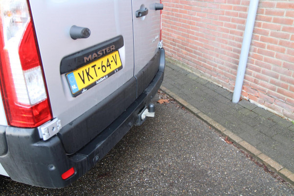Renault Master T33 2.3 dCi 135PK L2H2 Work Edition / Trekhaak / Camera / App connect