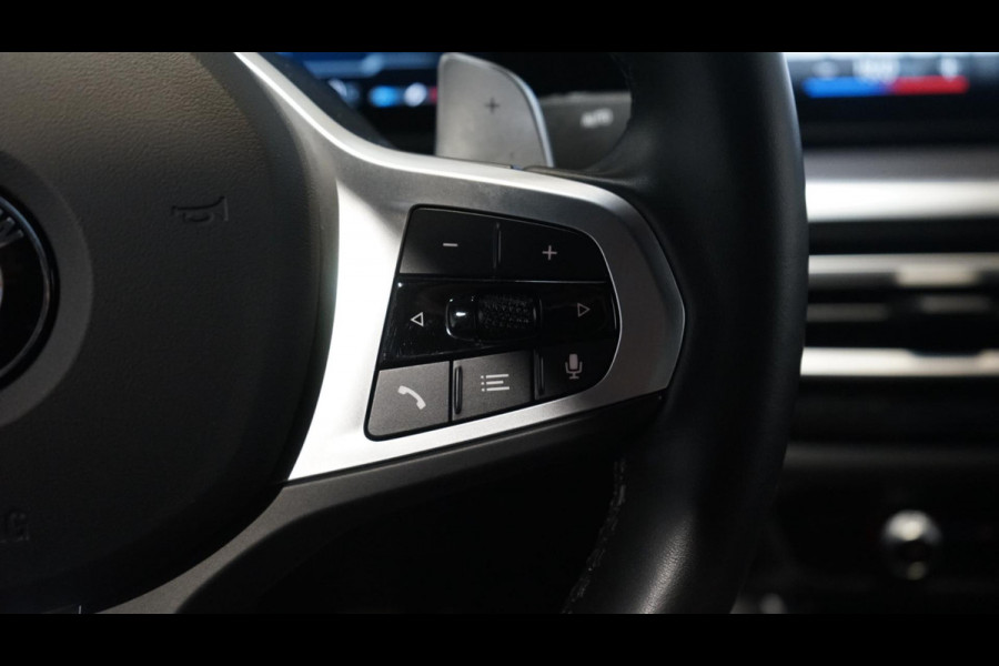 BMW 3 Serie 318i M-Sport AUTOMAAT-ALCANTARA-CARPLAY-CRUISE-DAB-LED-NAVIGATIE-SHADOW LINE