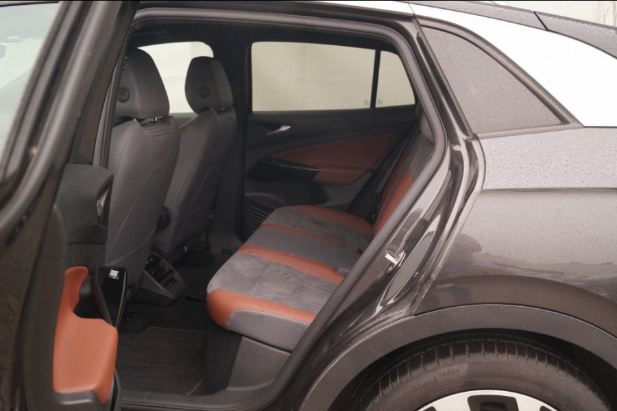Volkswagen ID.4 First 77kWh NAVI-LED-ECC-TREKHAAK-