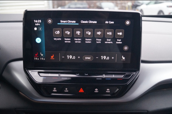 Volkswagen ID.4 First 77kWh NAVI-LED-ECC-TREKHAAK-