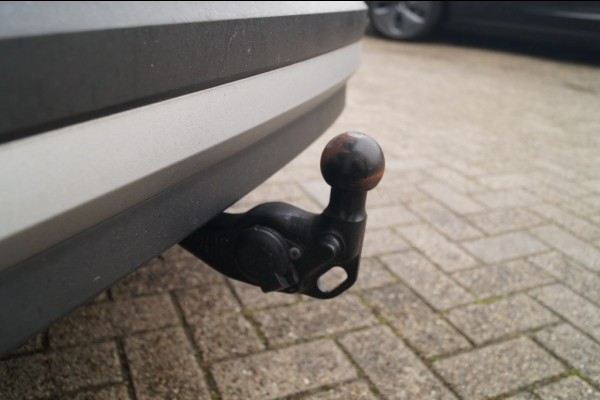 Volkswagen ID.4 First 77kWh NAVI-LED-ECC-TREKHAAK-