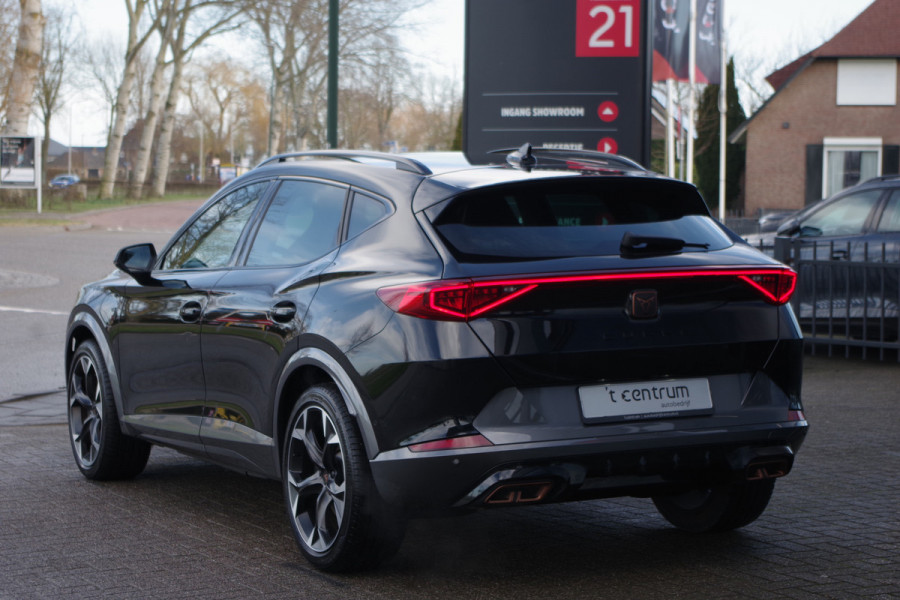 CUPRA Formentor 1.4 e-Hybrid VZ 245 PK Performance PHEV, Camera, Carplay, Adap. Cruise Control, Stuurverwarming