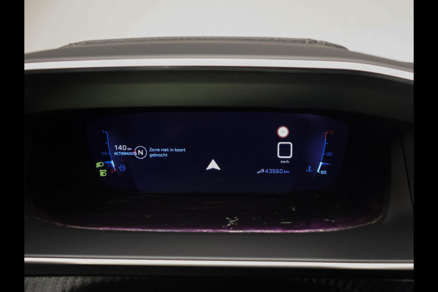 Peugeot 208 1.2 PureTech GT-line (APPLE CARPLAY,CAMERA,LED,NAVI,CRUISE,CLIMATE,SPORTSTOELEN,GETINT,LM VELGEN,NETTESTAAT)