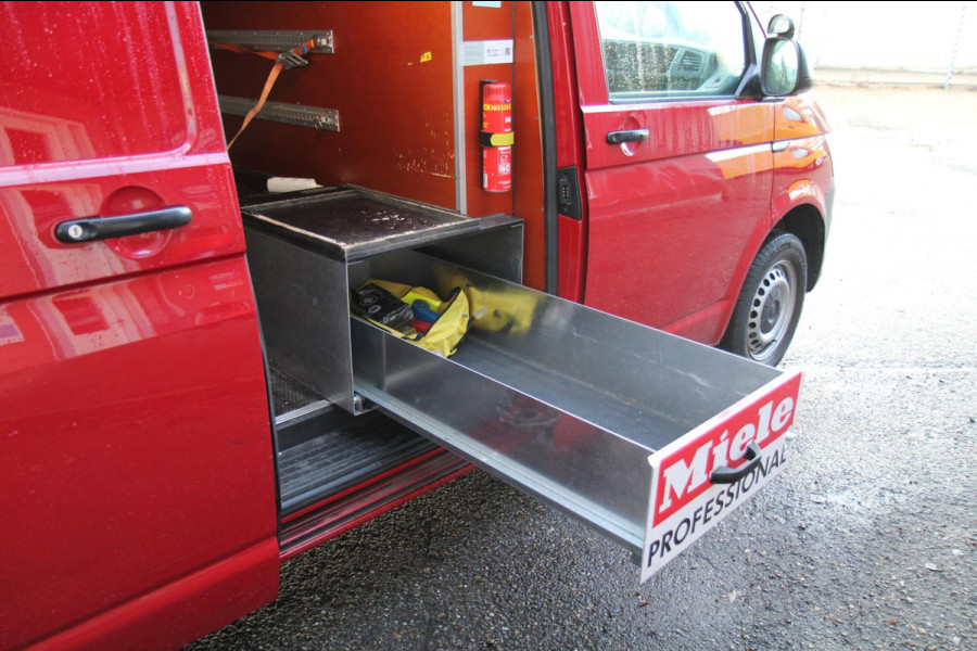 Volkswagen Transporter 2.0 TDI L1H1 Comfortline / 150PK Automaat / Klep / inrichting laadruimte