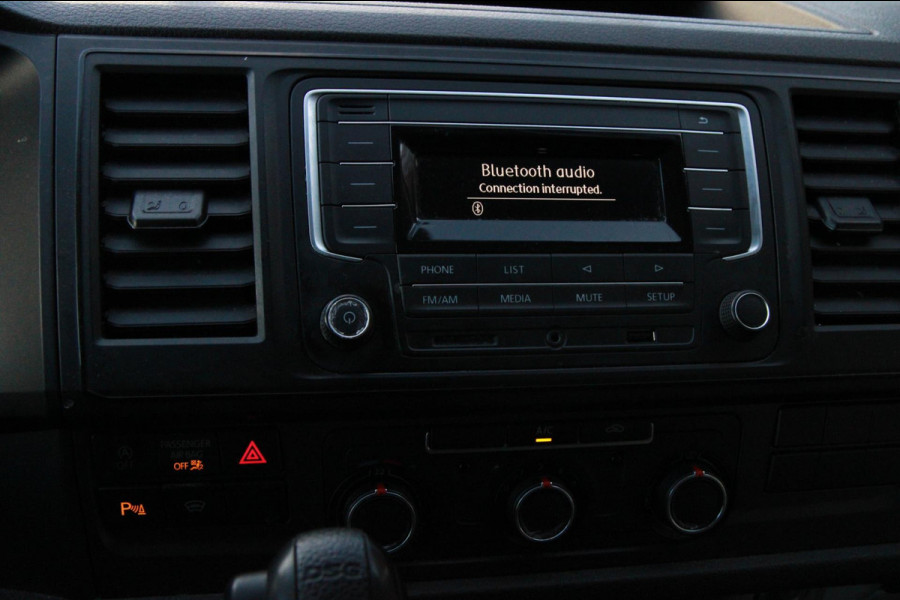 Volkswagen Transporter 2.0 TDI L1H1 Comfortline / 150PK Automaat / Klep / inrichting laadruimte