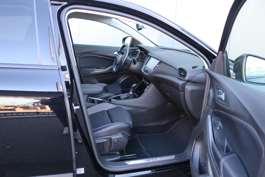 Opel Grandland X 1.2 Turbo 130PK Automaat Ultimate Trekhaak/Keyfree/Camera/Parkeerhulp